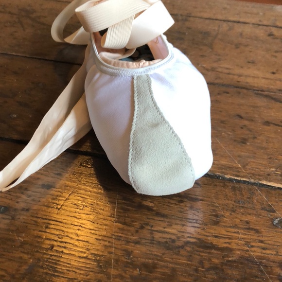 Yumiko Shoes Capezio Pointe Shoe Covers Poshmark